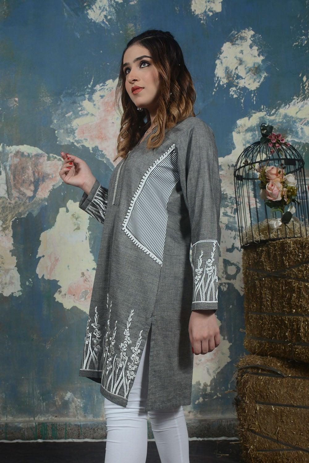 EMBROIDERED COTTON DENIM SHIRT - Aura